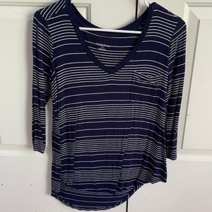 Dark blue and white long mid sleeve shirt